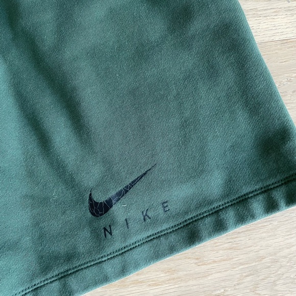 Nike Women’s Sweatshort - Picture 5 of 7